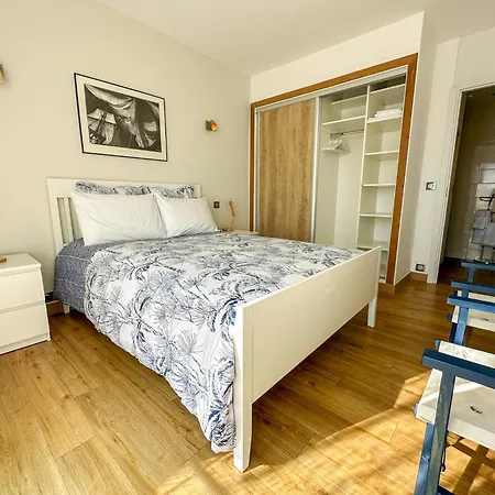 Apartament Vue Mer, Face Port, Proximite Centre Et